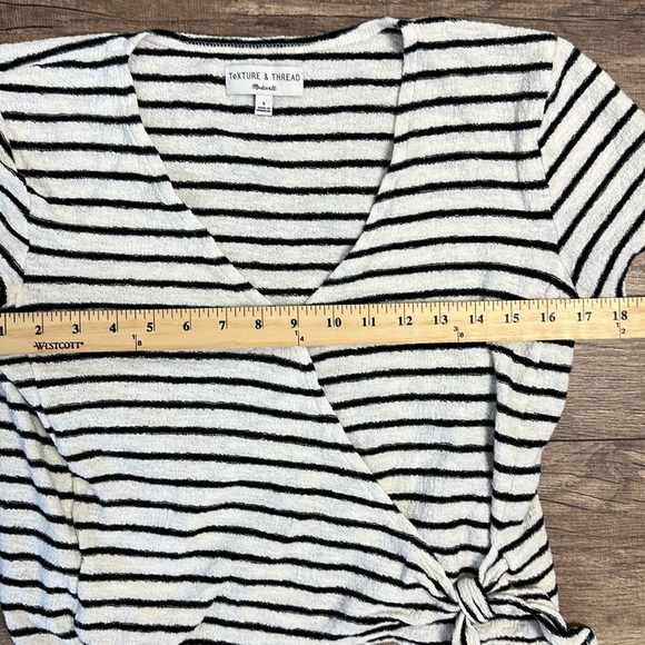 Madewell Texture & Thread Striped Small Top - Picture 4 of 6